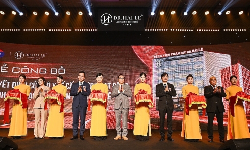 Dr.Hai Le operates as a specialized aesthetic hospital