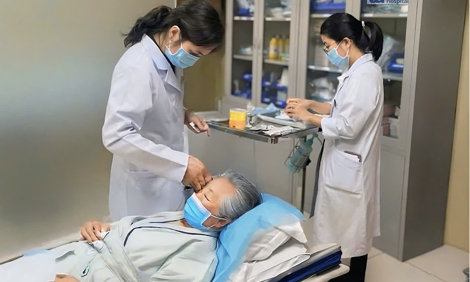 Is trigeminal neuralgia caused by stress?