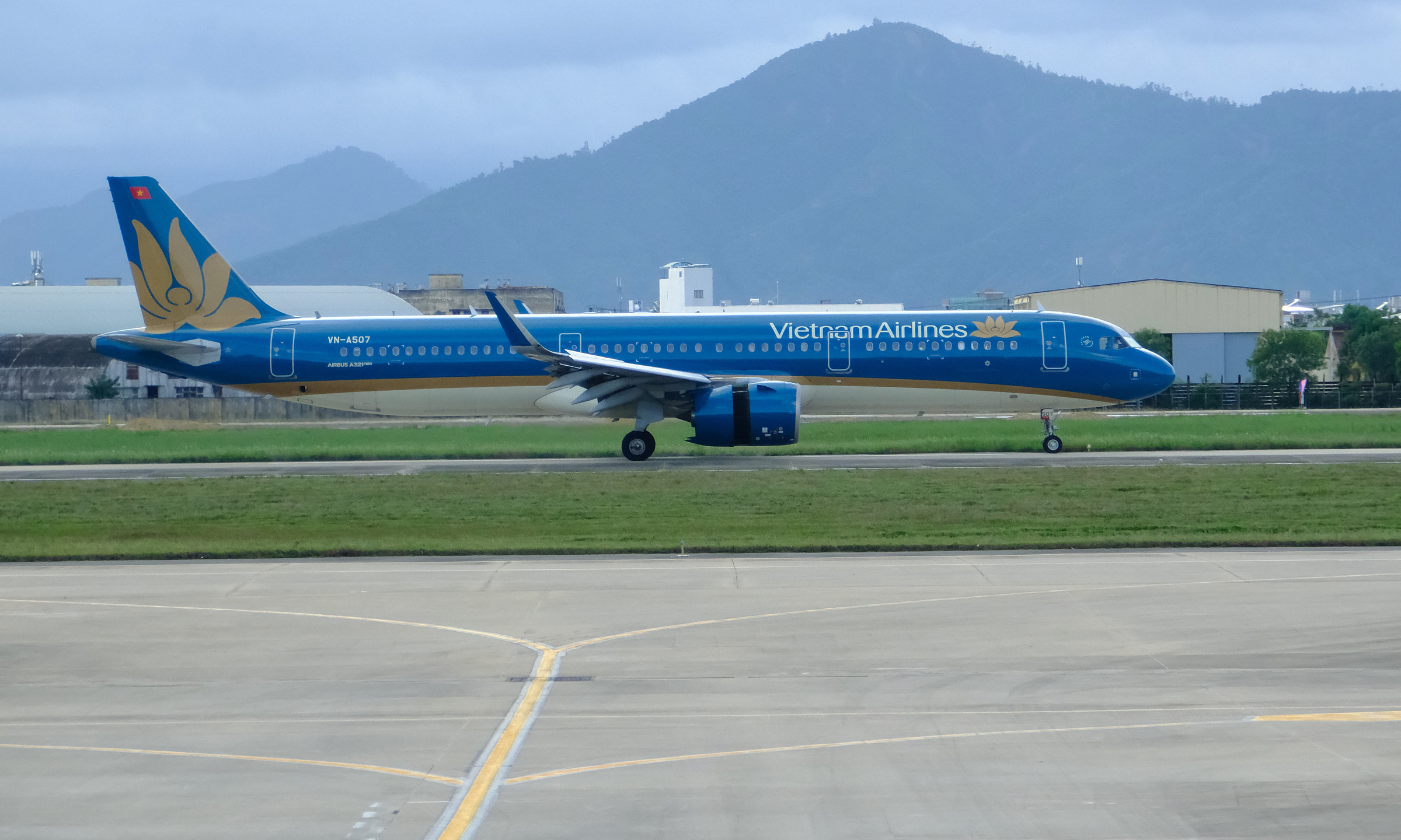 Aviation cuts domestic flights due to fuel shortage