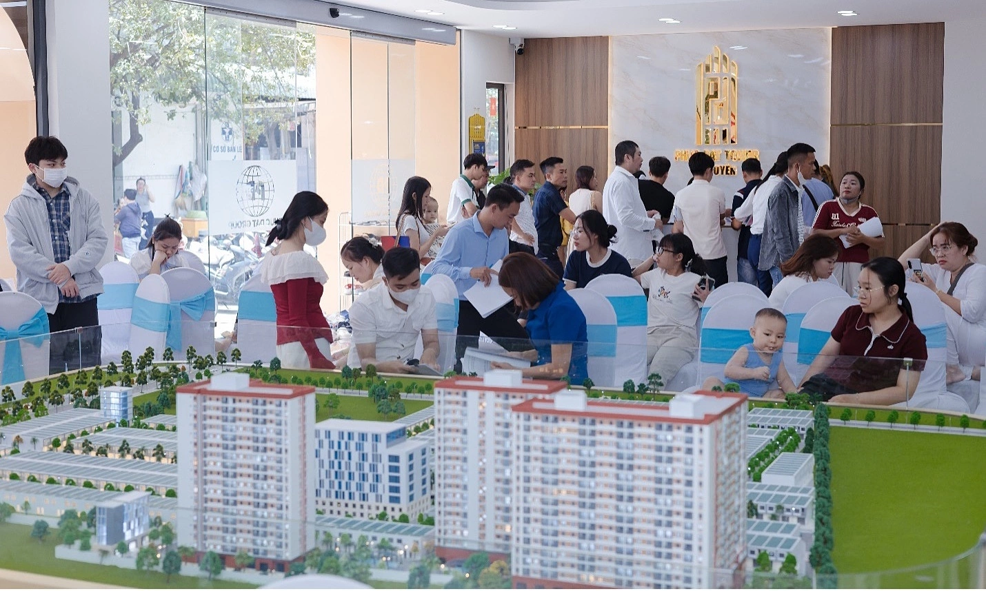 Phuc Dat Tan Uyen social housing records 80% successful transactions