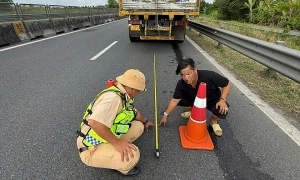 Stopping on emergency lanes does not mandate 150 m warning signs
