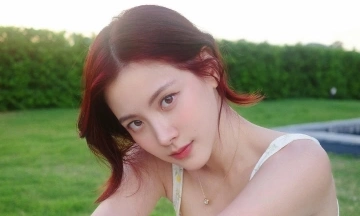 The alluring fashion of Thailand's screen darling