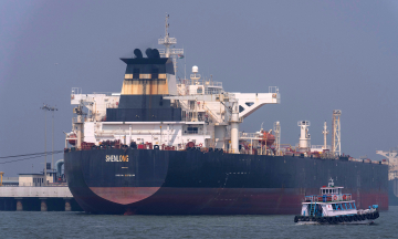 Indian ships 'do not need permission' to transit Hormuz