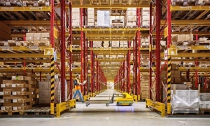 DHL deploys global warehouse robotization platform