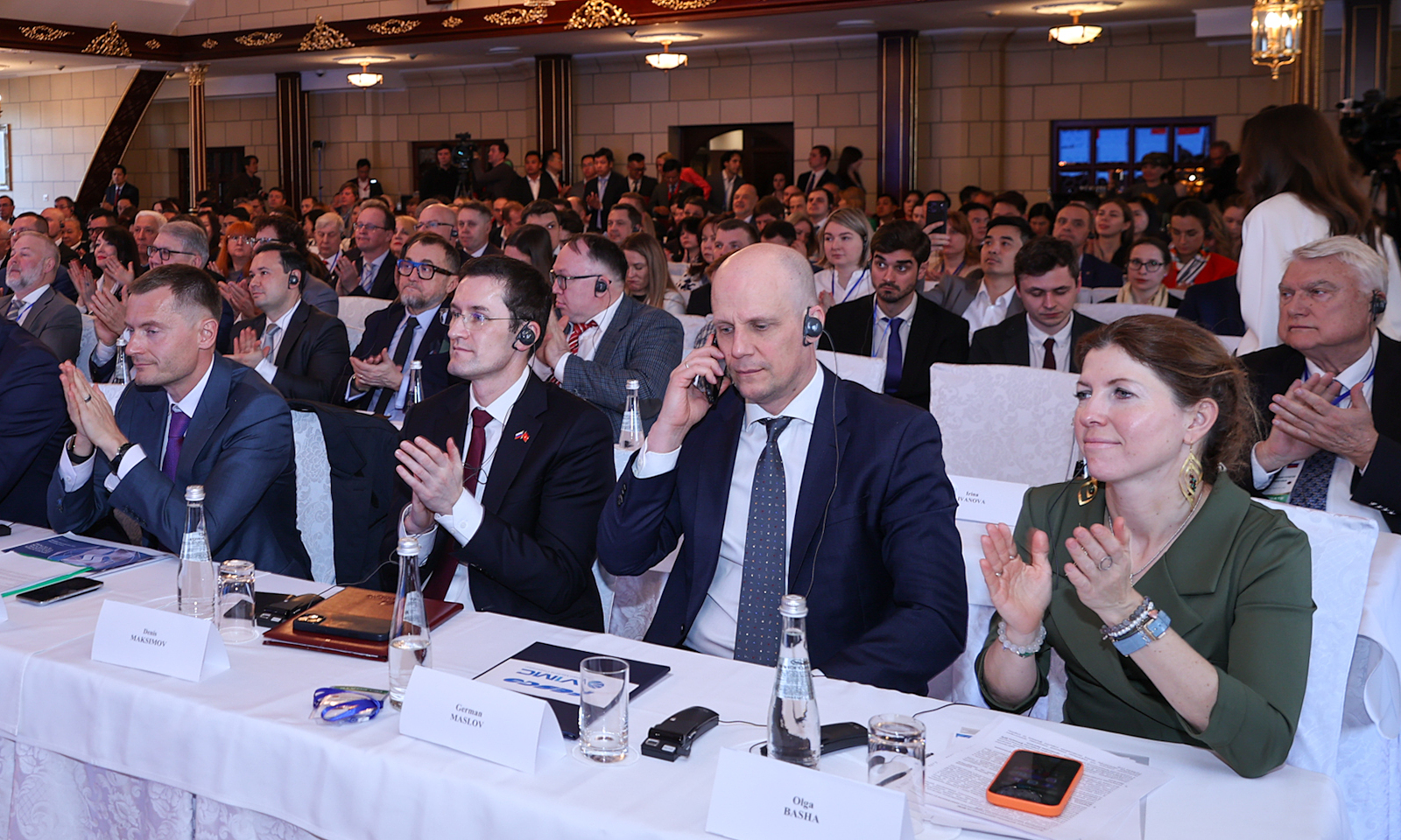 Russia seeks expanded investment in energy, transport in Vietnam