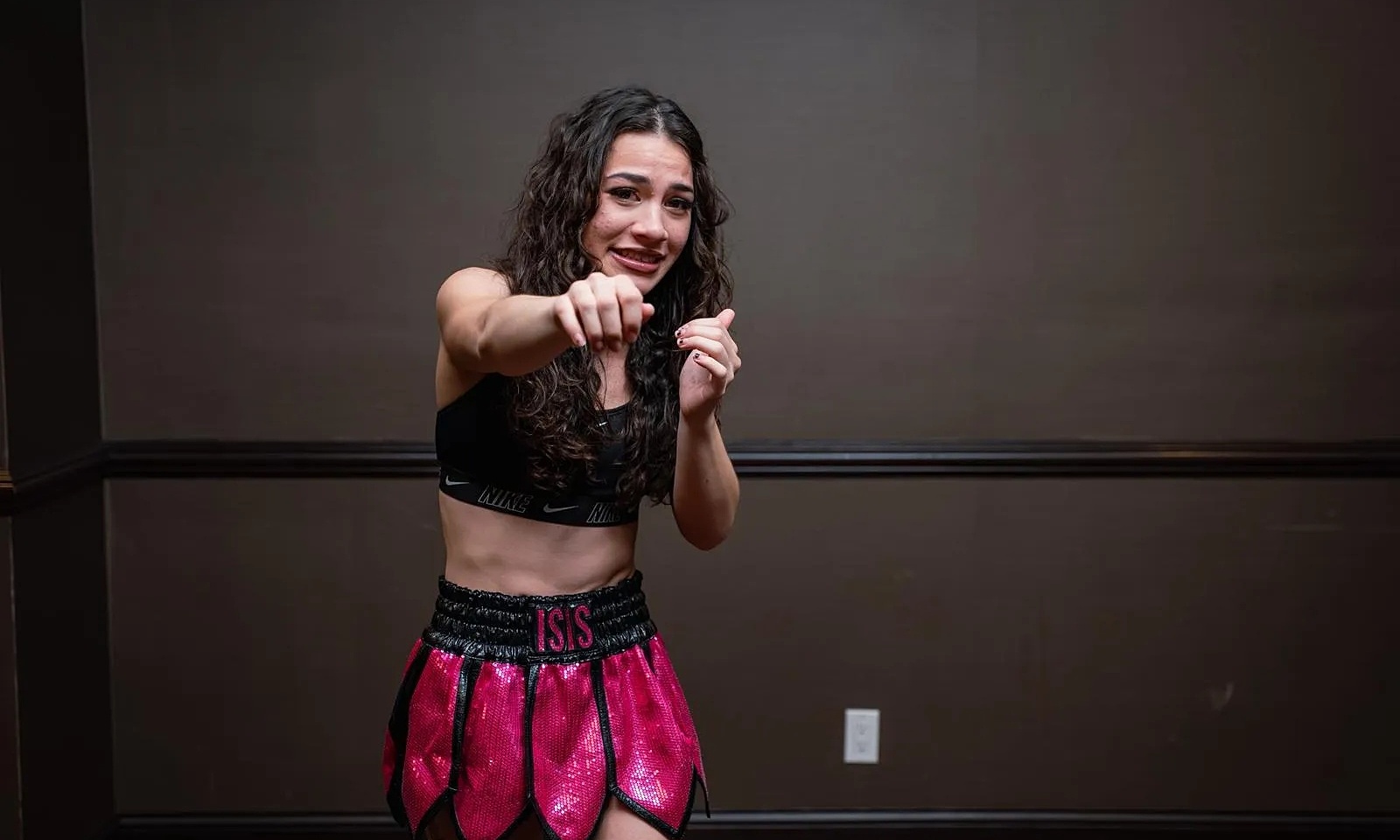 19-year-old boxer awakens after more than a day in a coma following knockout