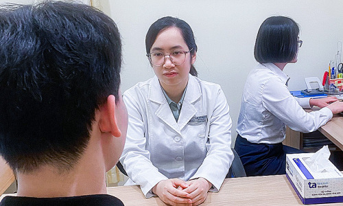 Body image obsession leads to anorexia nervosa in teenager