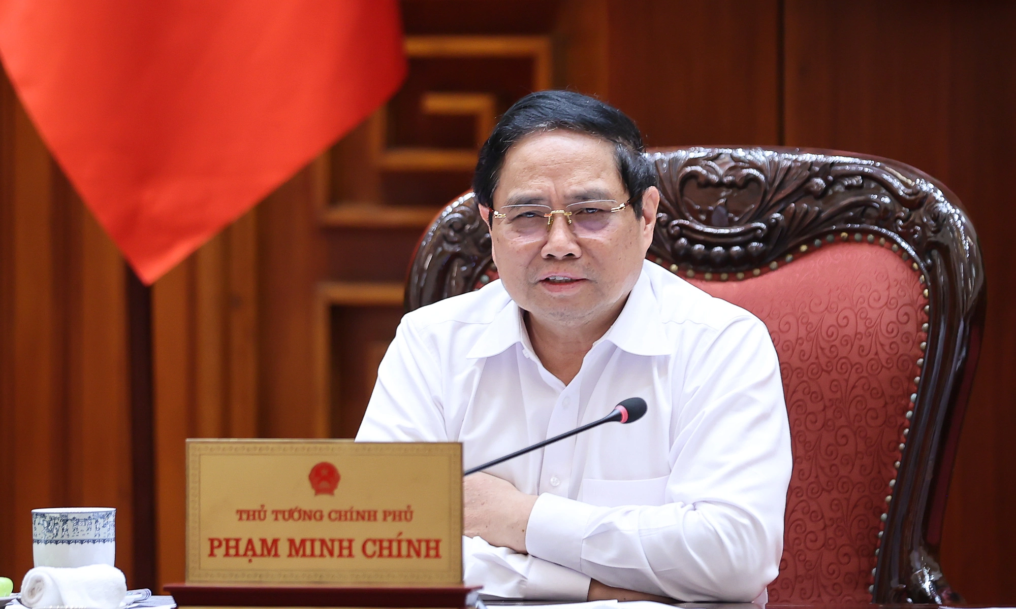 Prime minister calls for early construction of strategic petroleum reserve at Nghi Son