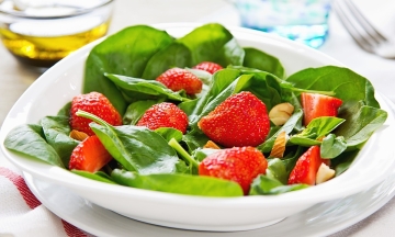 12 types of produce in the US contain many pesticides, 'forever chemicals'