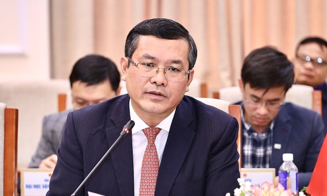 Nguyen Van Phuc steps down as deputy minister of education and training