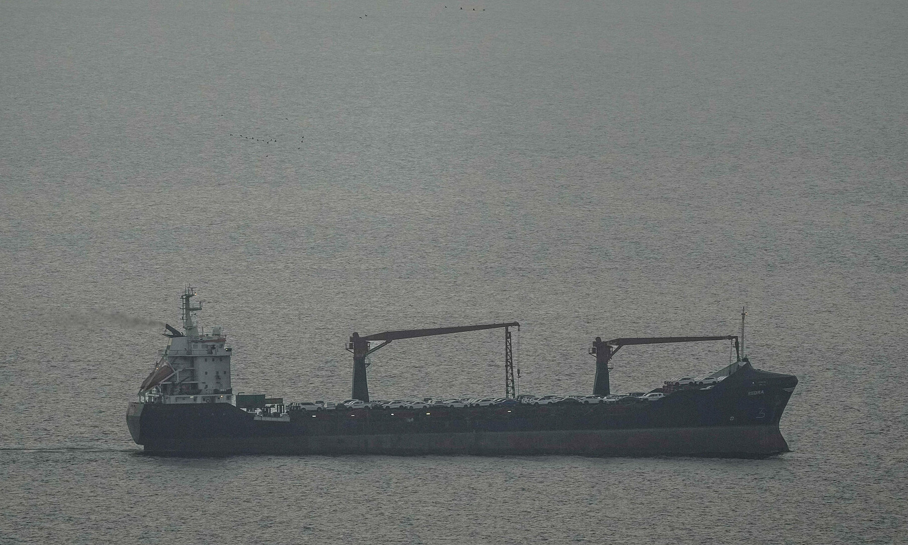 Iran threatens to block all ships linked to 'hostile ports'