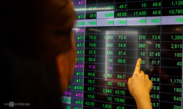 Stocks rally further