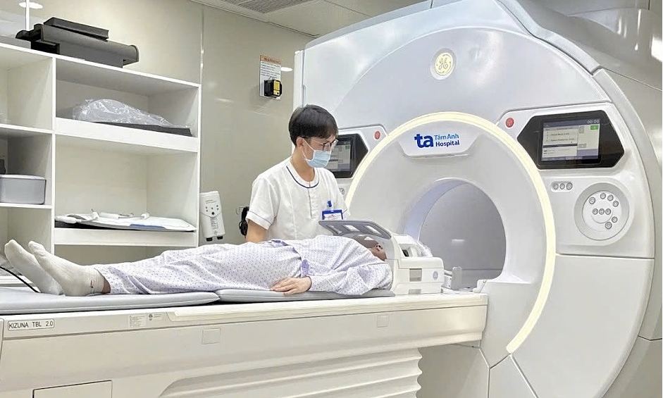Can an MRI detect early dementia?