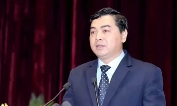 Nguyen Hoai Anh re-elected chairman of Thanh Hoa provincial people's committee