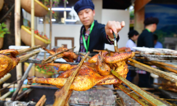 Saigontourist Group festival draws thousands on opening day