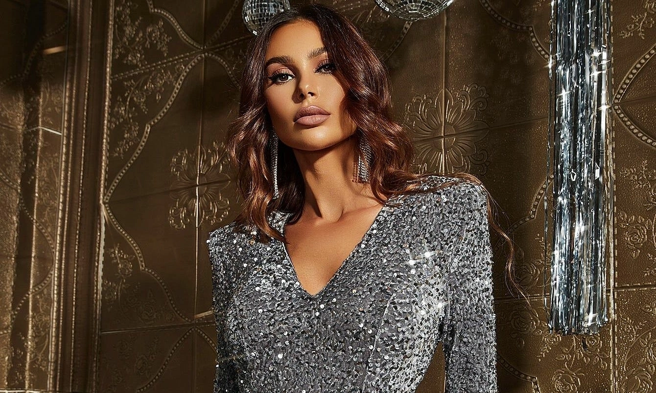 Why you shouldn't wear a jumpsuit on a plane