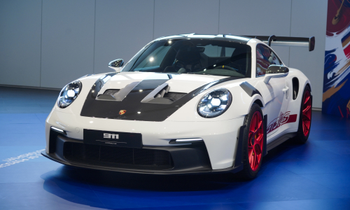 Porsche 911 GT3 RS Weissach – a street-legal race car priced over 21 billion VND