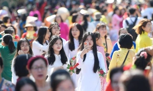 Proposal to submit to National Assembly a regulation on November 24 as Vietnam Culture Day, workers to receive paid holiday