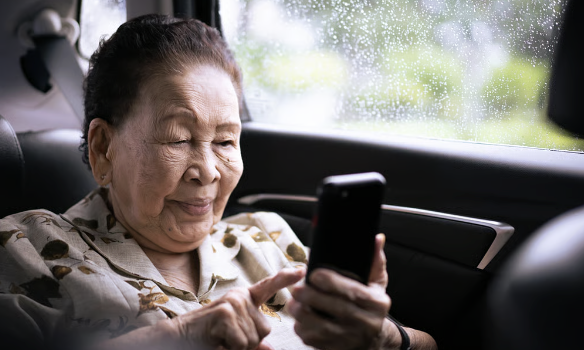 84-year-old woman falls for 'AI CEO' romance scam