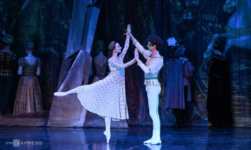 The beauty of Russian ballet in 'Romeo and Juliet'