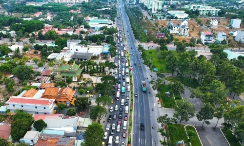 Ho Chi Minh City uses AI to control traffic lights, reducing congestion at gateways