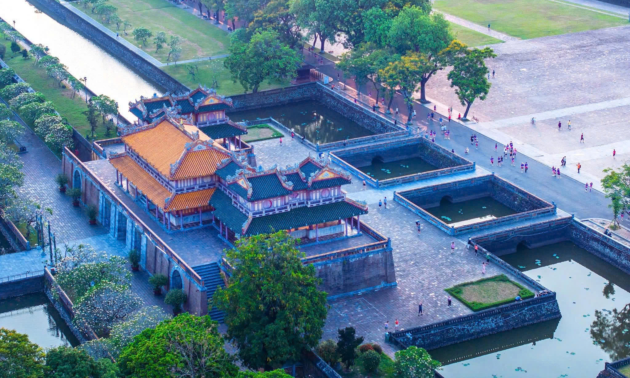 VnExpress Marathon Hue 2026 offers the experience of 'striding into the imperial city'