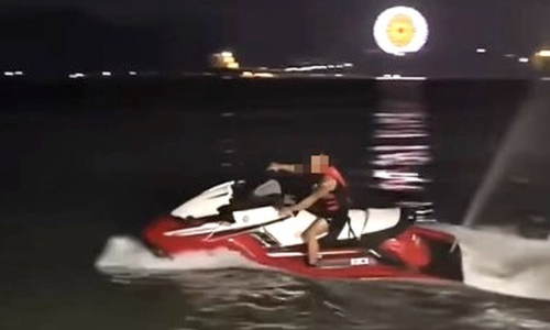 TikToker fined for "performing" jet ski stunts at Nha Trang beach