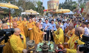 Construction of a memorial for over 500 fallen journalists