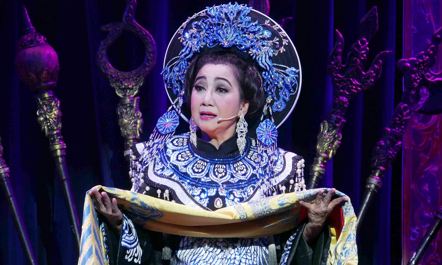 Cai Luong artist Thanh Thanh Tam moved by reunion with audience after 14 years