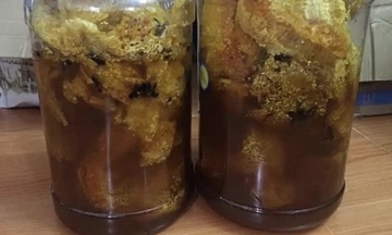 Should medicated alcohol be consumed for joint pain?