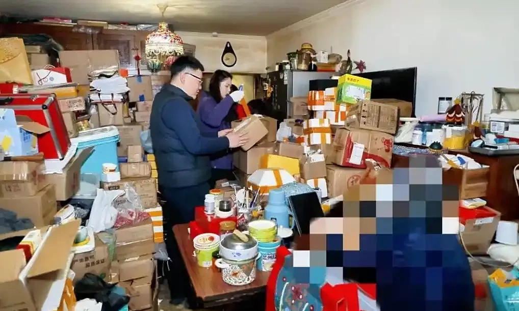 elderly woman orders thousands of packages, filling her home