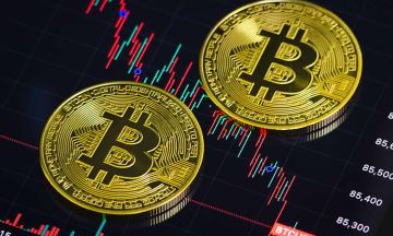 Retail investors continue bitcoin sell-off