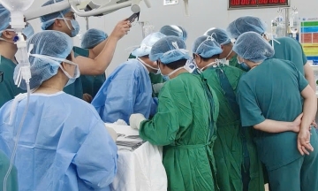 Abdominal pregnancy threatens mother's life