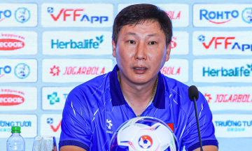 Head coach Kim Sang-sik holds press conference after win against Malaysia