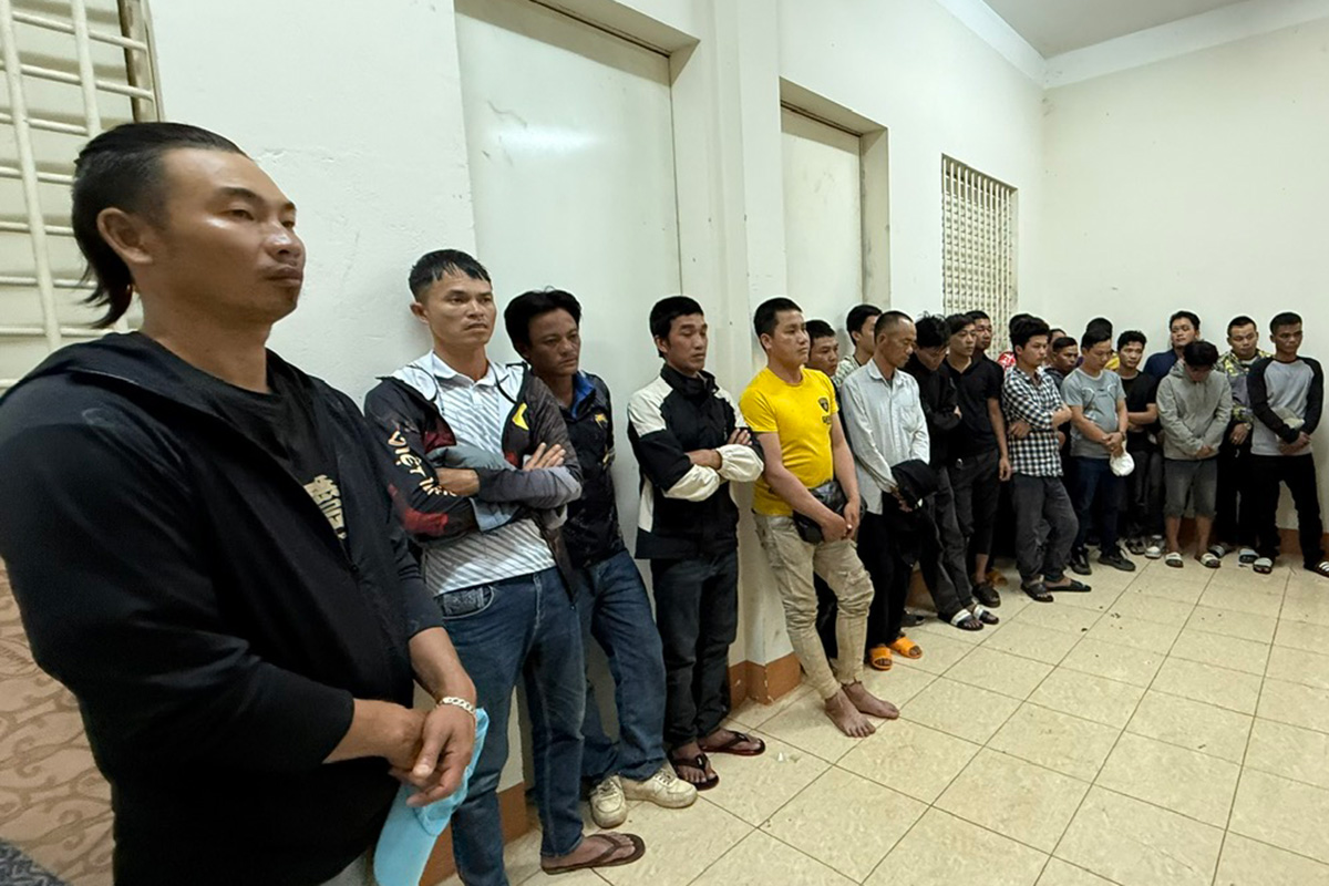 40 arrested for 'reward fishing' gambling scheme