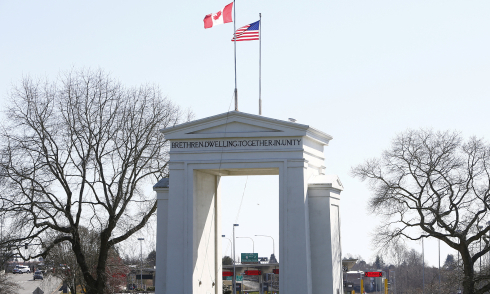 Americans seek Canadian citizenship as a 'plan B'