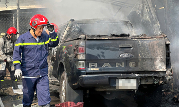 Warehouse fire destroys Ford Ranger