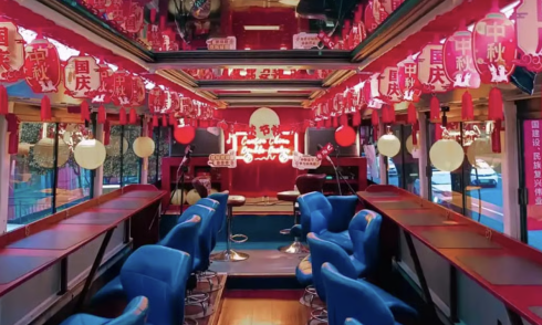 Bus services bloom: dining, movies, and beauty treatments on the go