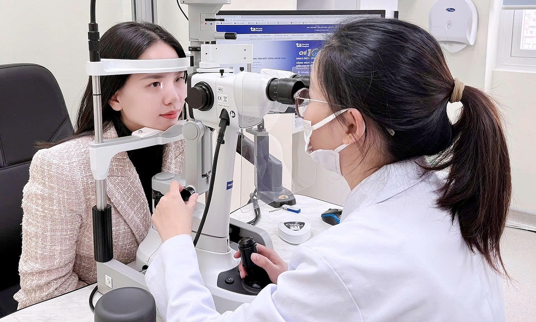 Common mistakes when wearing overnight contact lenses