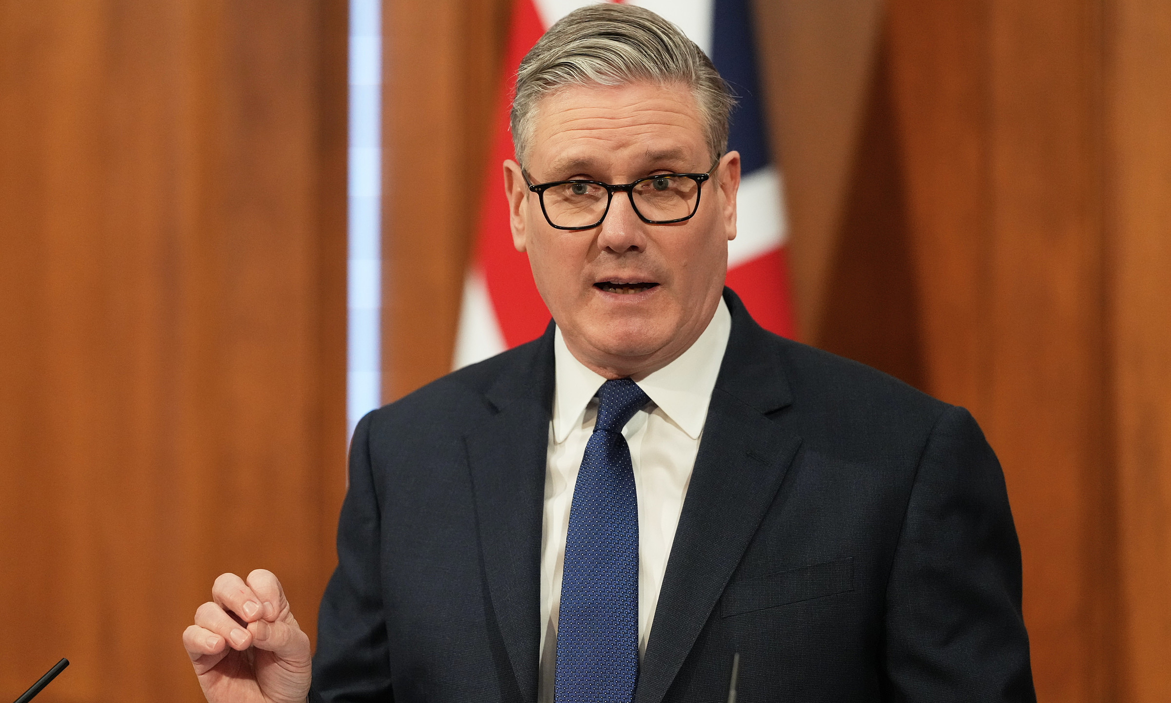 Britain invites 35 countries to discuss reopening the Strait of Hormuz