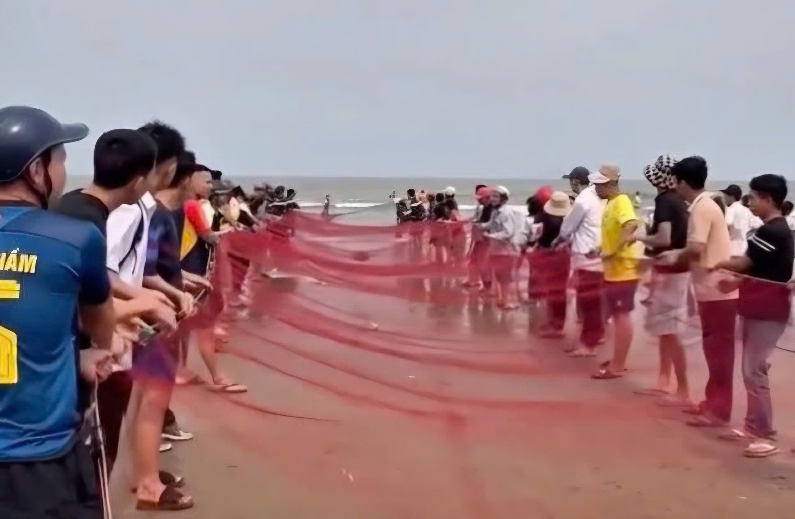 Hundreds search for two boys missing at sea