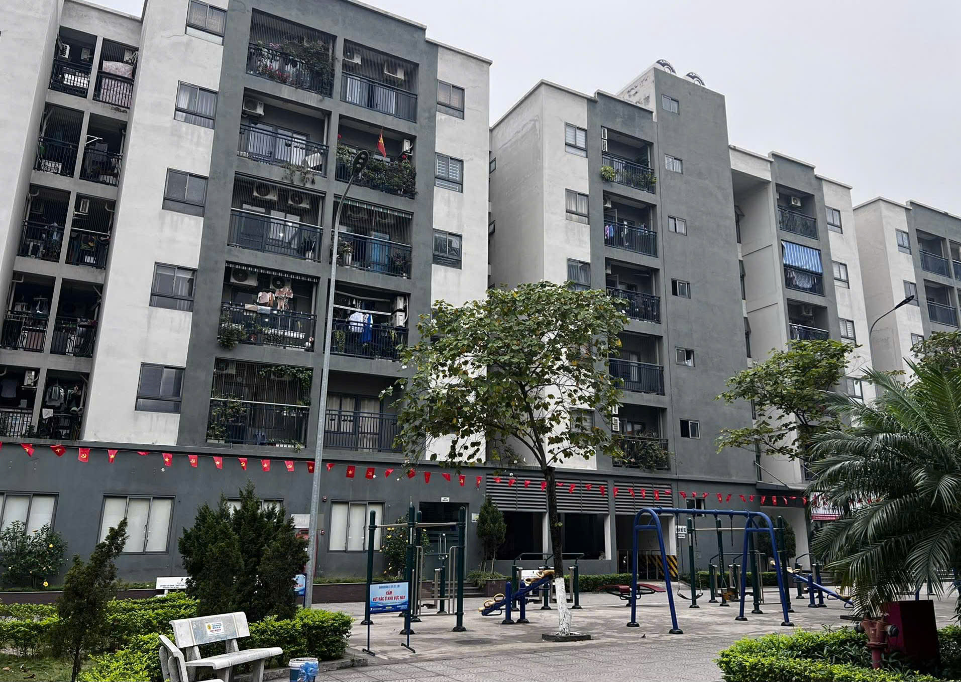 Hanoi announces cases eligible to buy social housing without a lottery