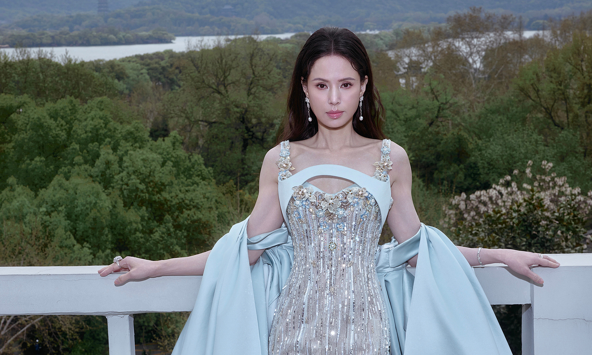 Ly Nhuoc Dong apologizes for false advertising