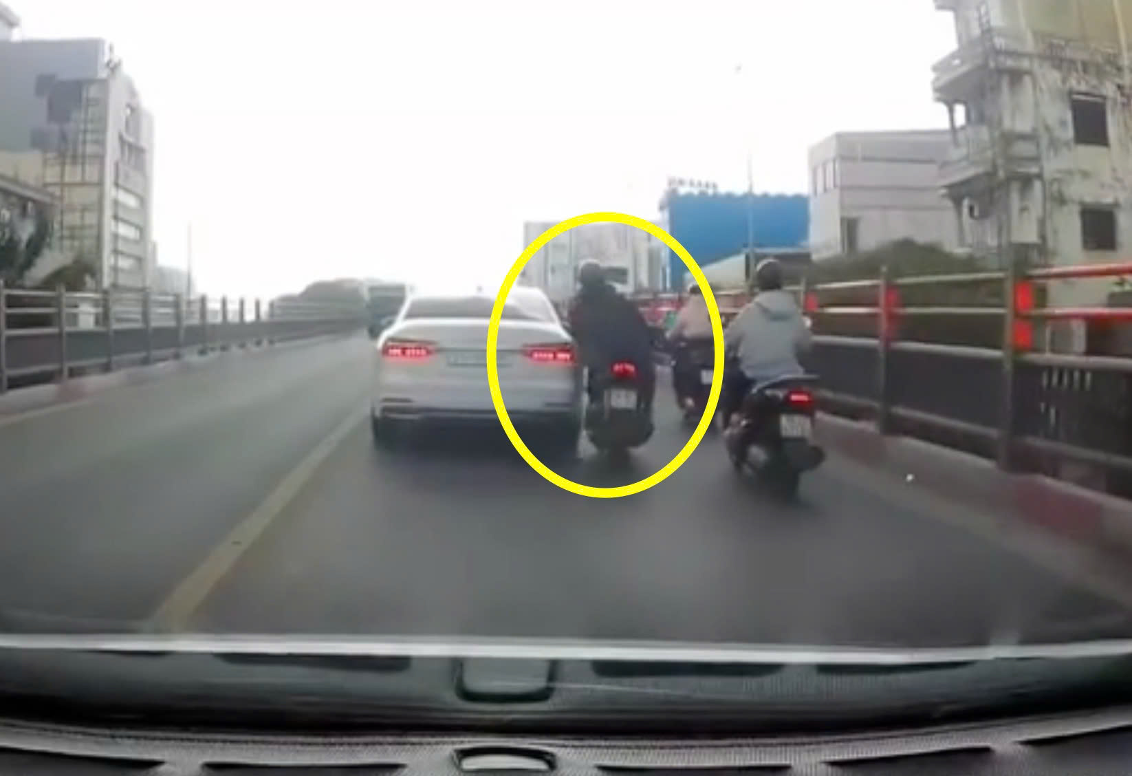 Young rider causes incident by reckless swerving on motorcycle