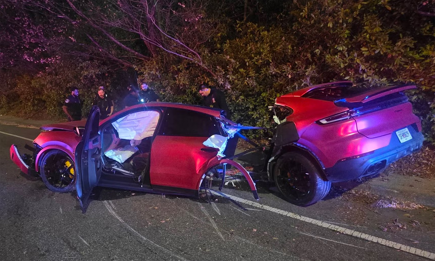 Sports SUV breaks in half after collision, driver escapes