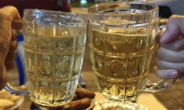 Why do some beer drinkers avoid plain water?