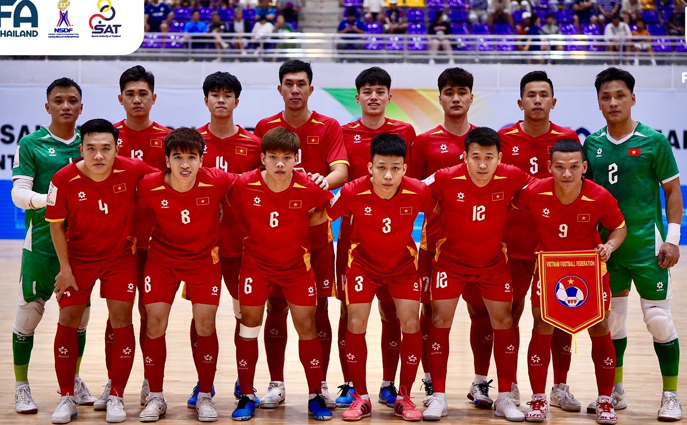 Vietnam secures decisive win in opening match of southeast asian futsal championship