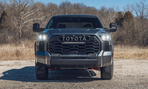 Toyota brings US-made Highlander, Tundra to Japan