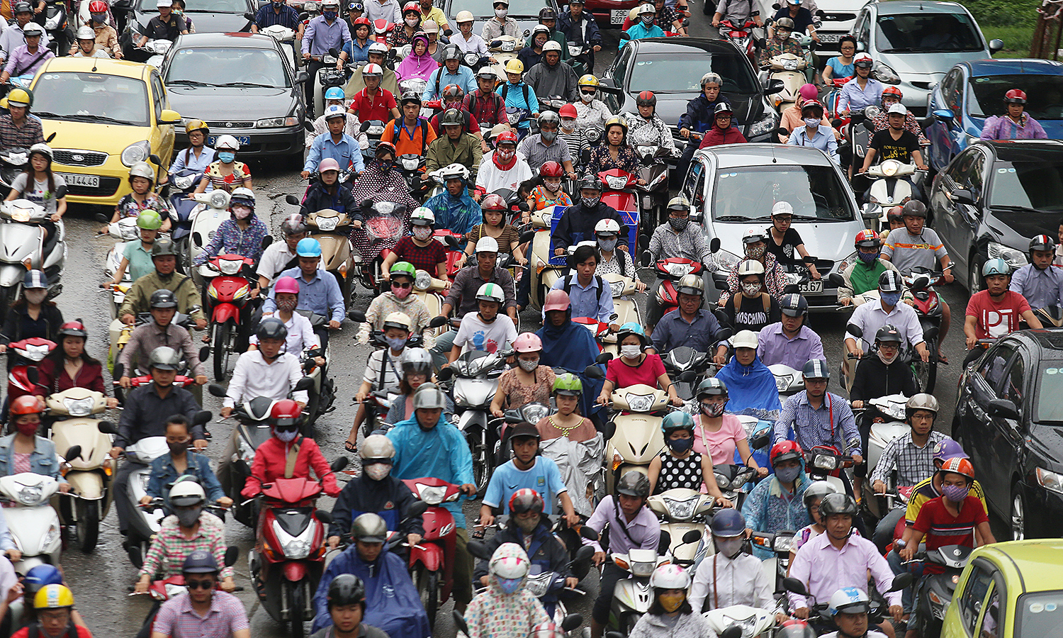 Hanoi, Ho Chi Minh City to implement motorcycle emission inspections from 1/7/2027