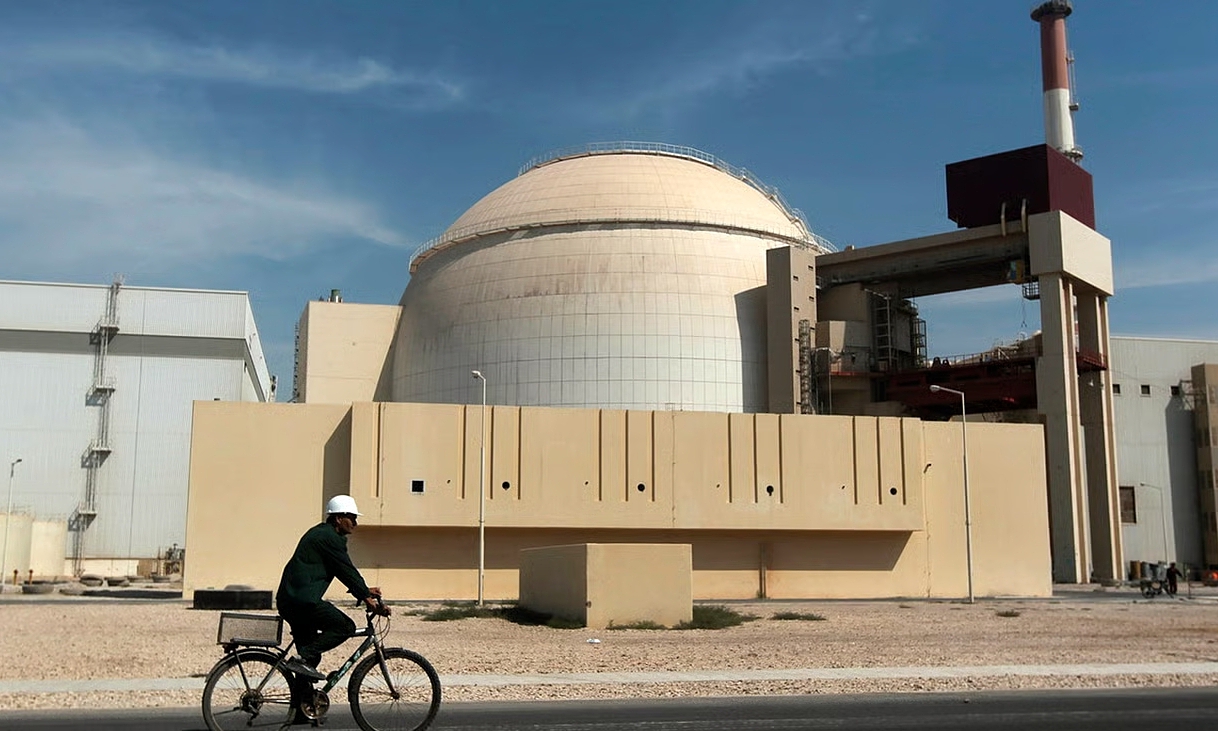 Iran's deputy minister calls for 'human shield' around power plants